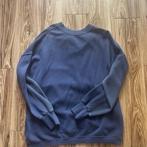 Aerie Women’s Deep Blue Crewneck Sweater